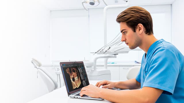 Radiología Bucal y Maxilofacial basada en Tomografía Cone Beam (CBCT)